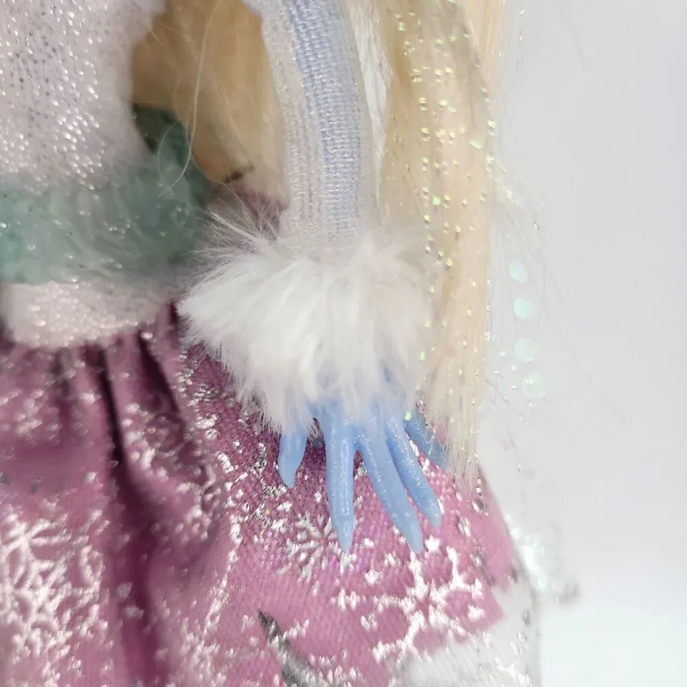 2008 Monster High Ghouls Rule Abbey Bominable Doll Mattel Daughter‎ of Yeti